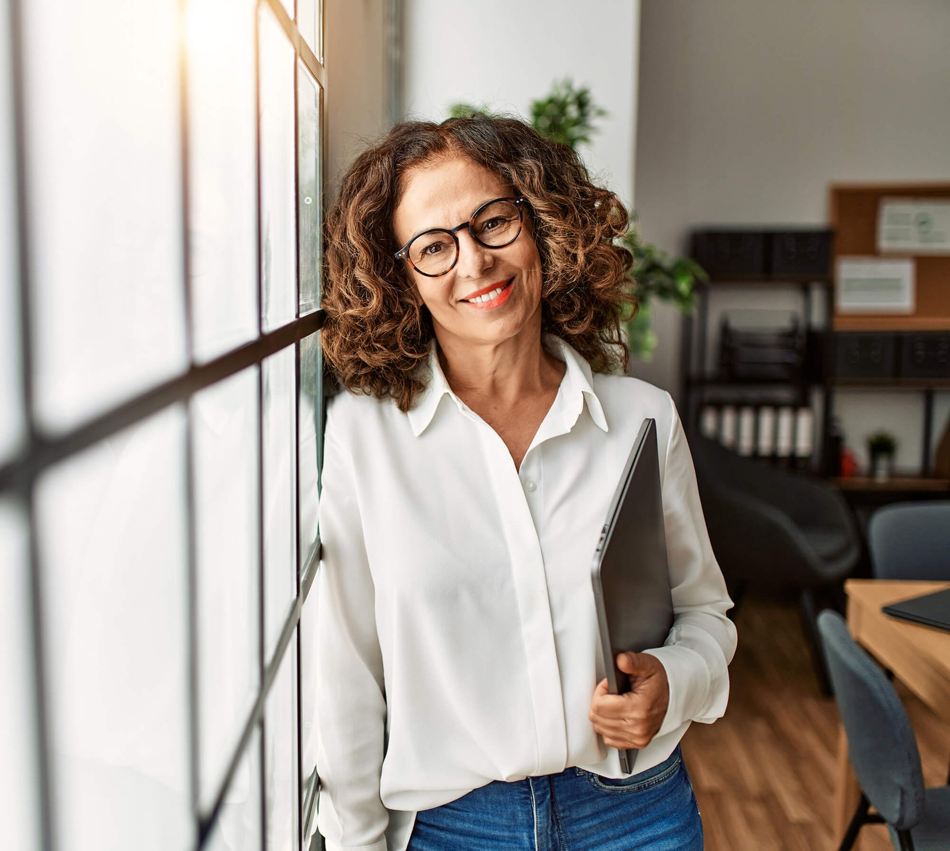 Employee_ Header besk