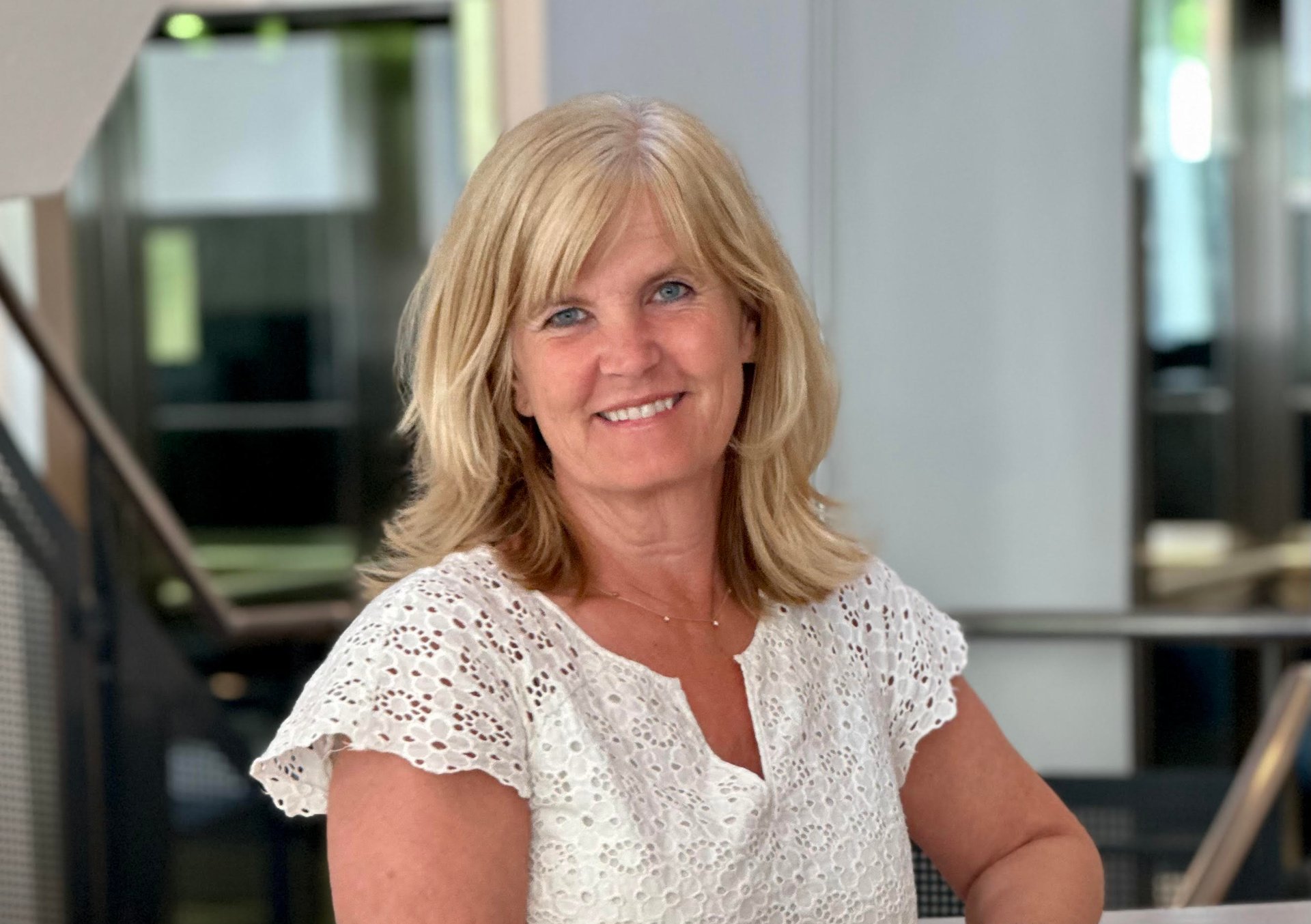 <span id="hs_cos_wrapper_name" class="hs_cos_wrapper hs_cos_wrapper_meta_field hs_cos_wrapper_type_text" style="" data-hs-cos-general-type="meta_field" data-hs-cos-type="text" >Ny Administrerende direktør for Flex Applications AB</span>