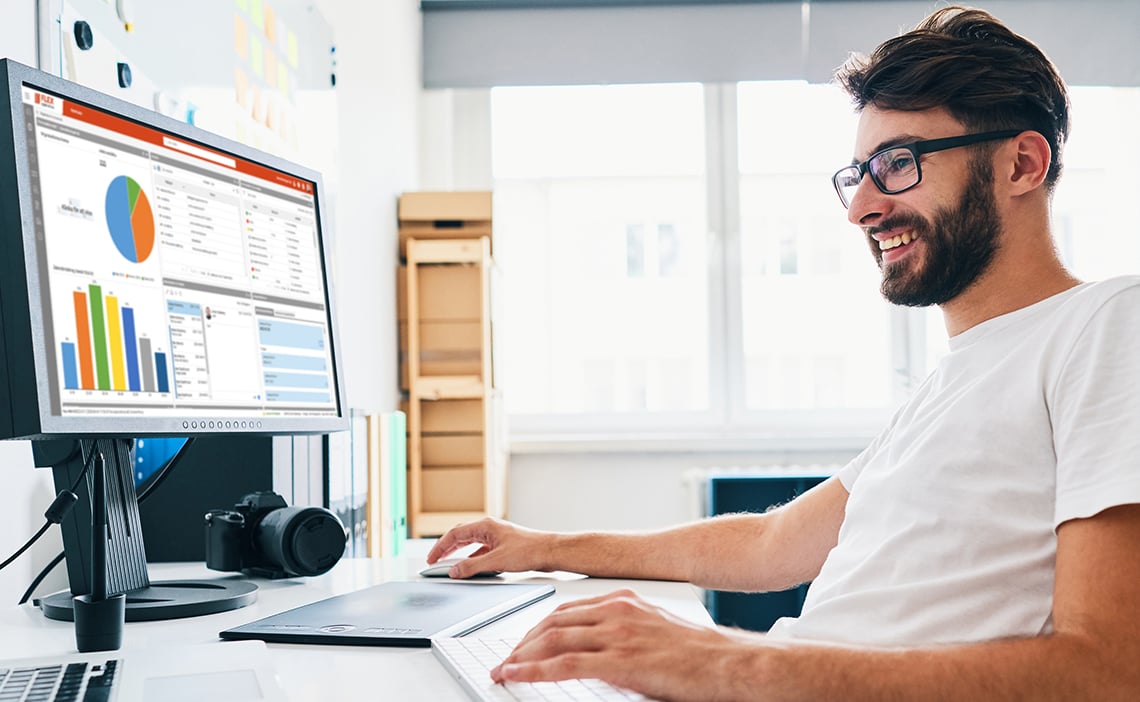 <span id="hs_cos_wrapper_name" class="hs_cos_wrapper hs_cos_wrapper_meta_field hs_cos_wrapper_type_text" style="" data-hs-cos-general-type="meta_field" data-hs-cos-type="text" >Fem HRM-nyheter som förenklar din arbetsdag</span>